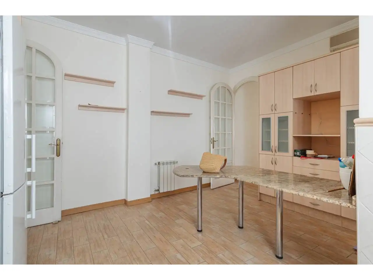 Wohnzimmer von Wohnung zum Verkauf in Valencia mit Klimaanlage, Heizung und Parkett
