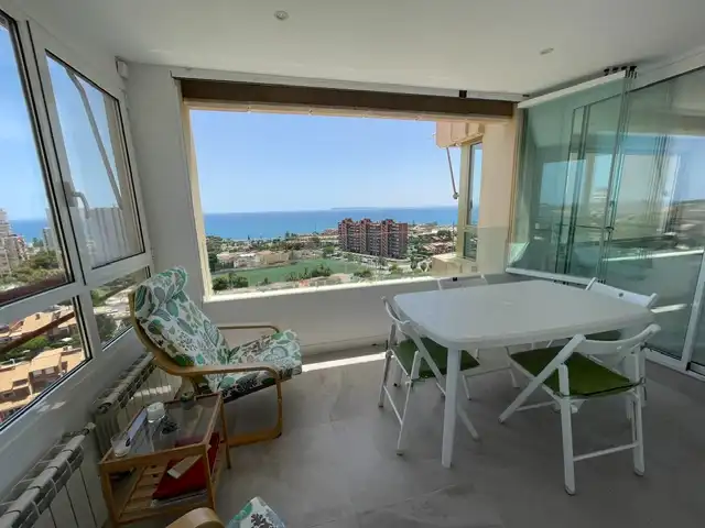 Terraza de Piso de alquiler en Alicante / Alacant con Terraza, Amueblado y Internet