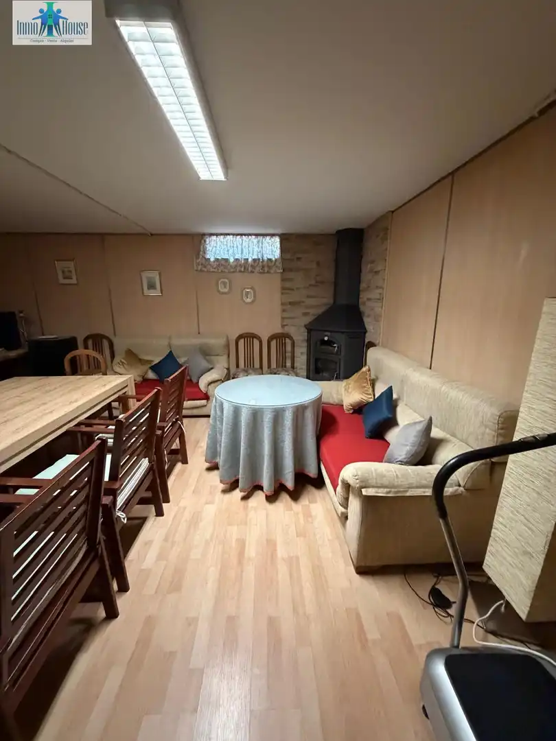 Casa adosada en venta en Albacete con Aire acondicionado, Calefacción y Trastero