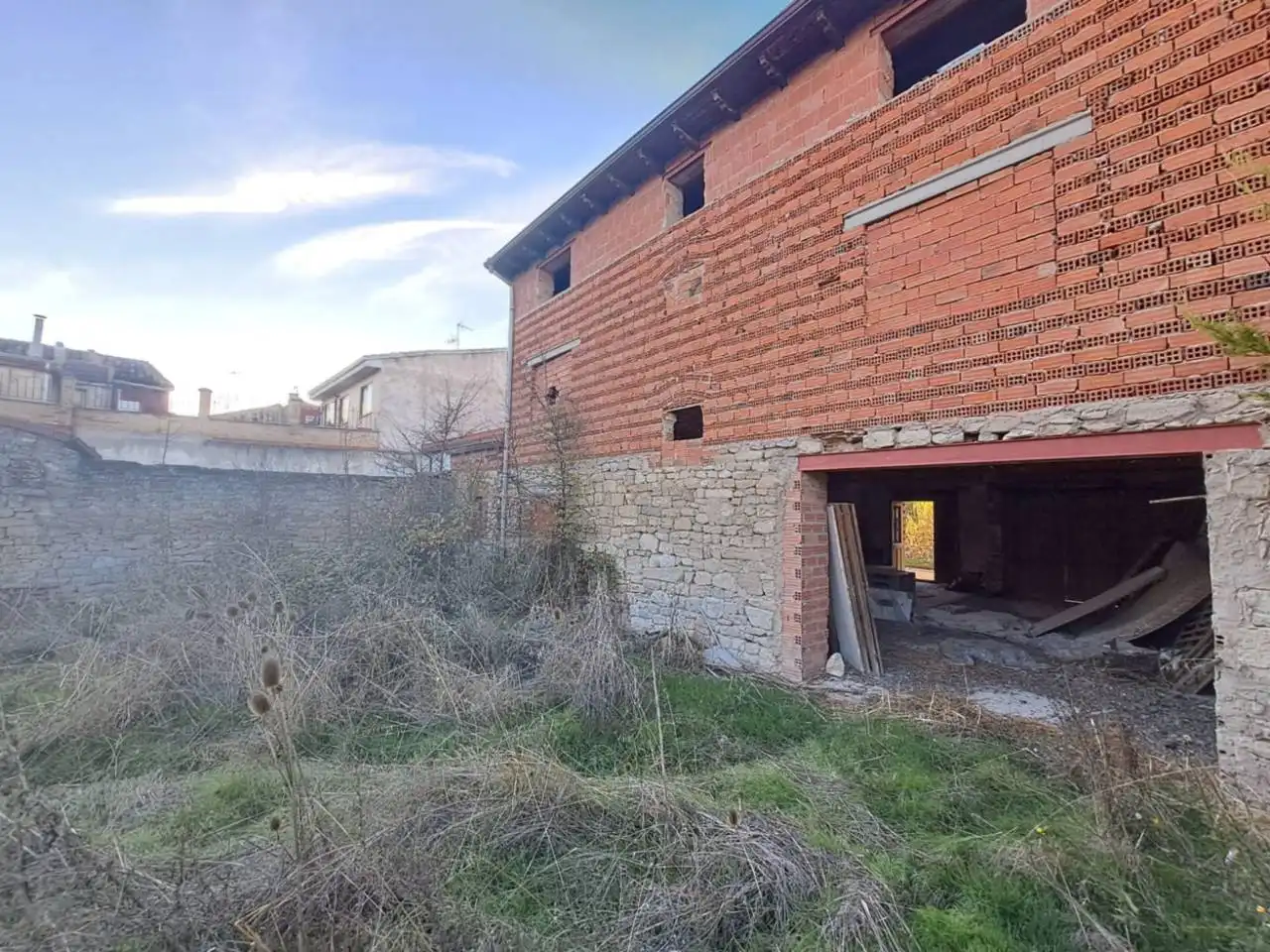 Vista exterior de Casa adosada en venta en Quintanilla Vivar con Jardín privado