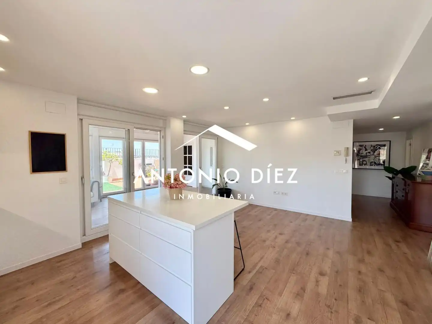 Exterior view of Attic for sale in Aspe  with Air Conditioner, Terrace and Storage room