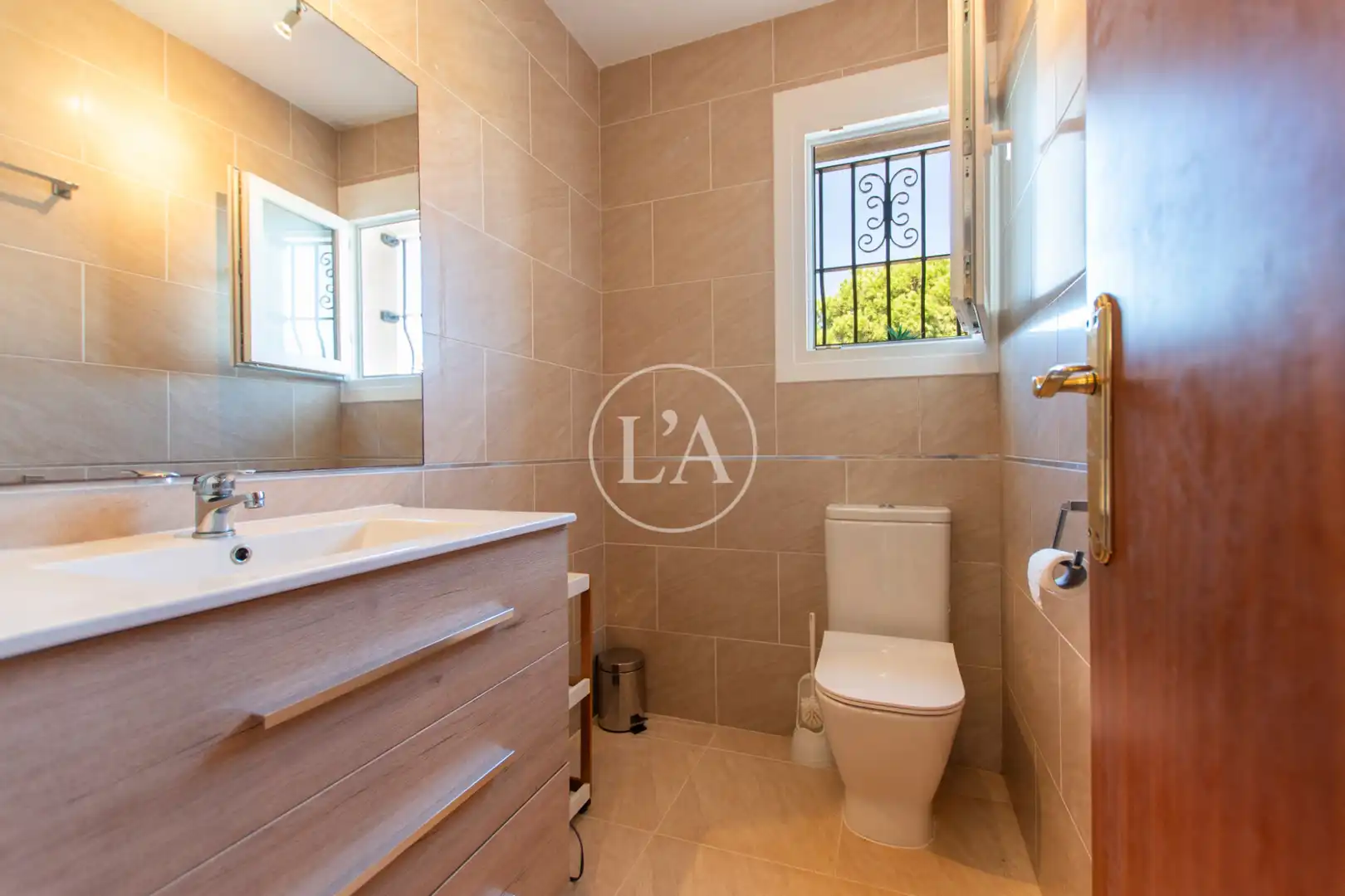 Detached house with pool for sale in Carrer Cèsar Martinell, imagen 48