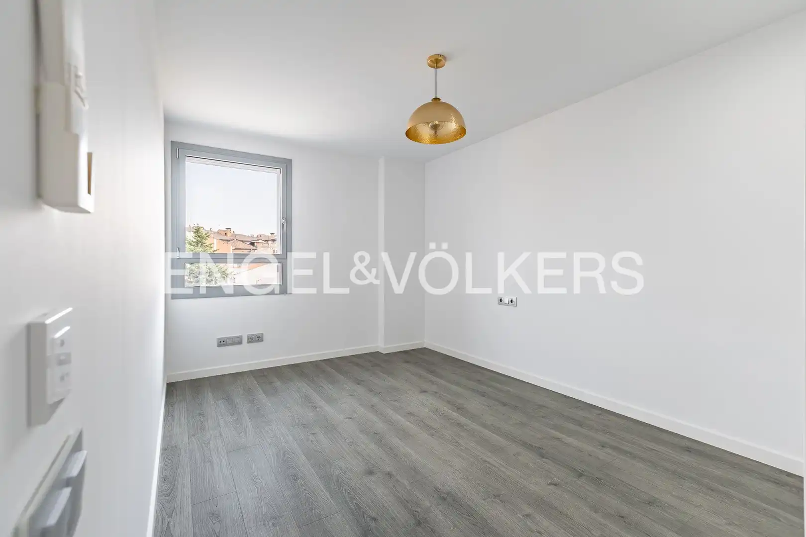 Bedroom of Attic for sale in Sabadell  with Air Conditioner, Heating and Parquet flooring