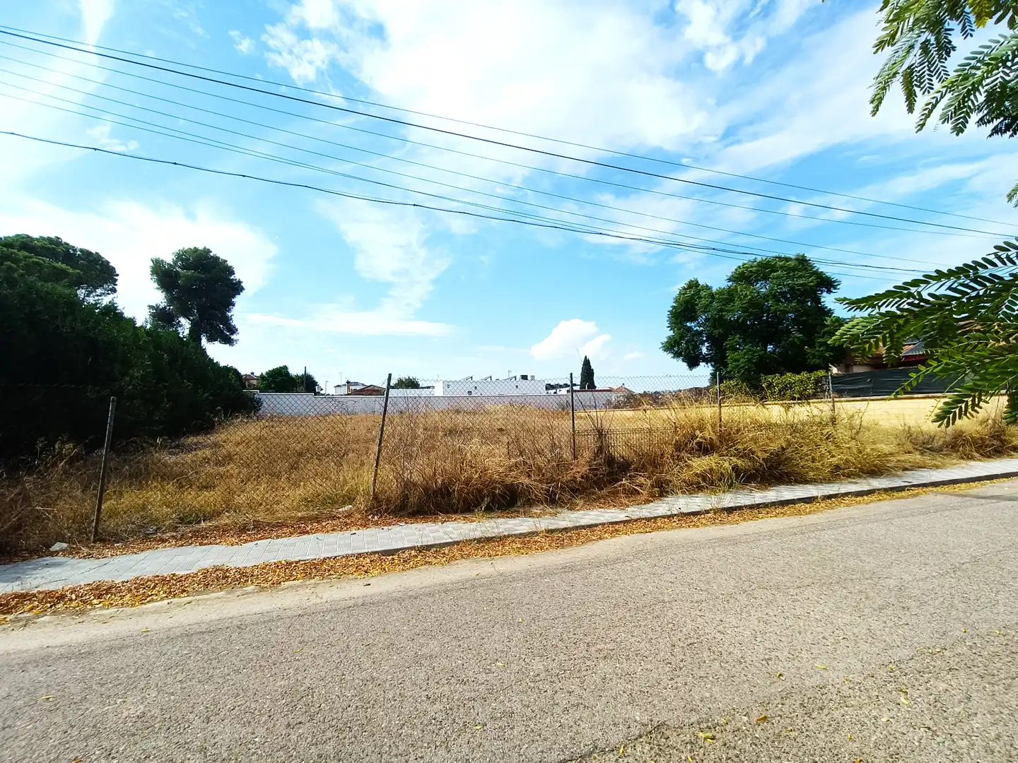 Wohnbaugrundstück zum Verkauf in Espartinas Pueblo, imagen 9