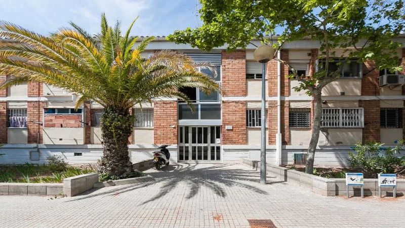 Vista exterior de Piso en venta en Sant Boi de Llobregat