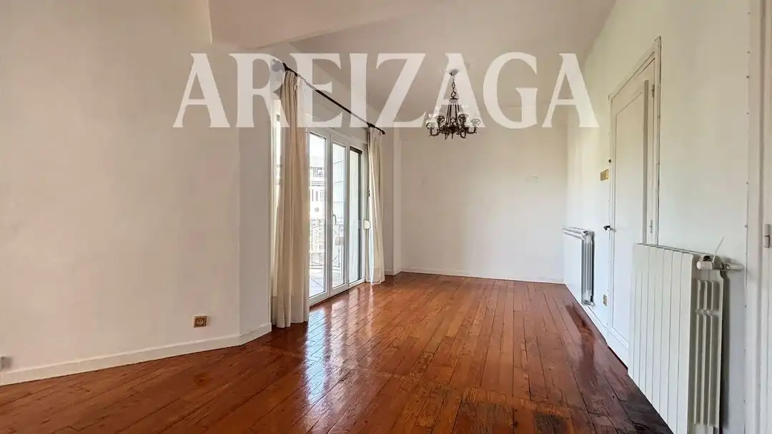 Bedroom of Flat for rent in Donostia - San Sebastián   with Heating, Terrace and Oven