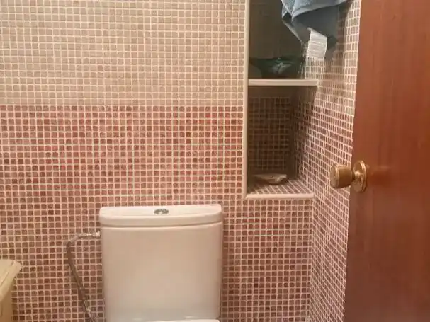 Bany de Pis de lloguer en Estepona Pueblo