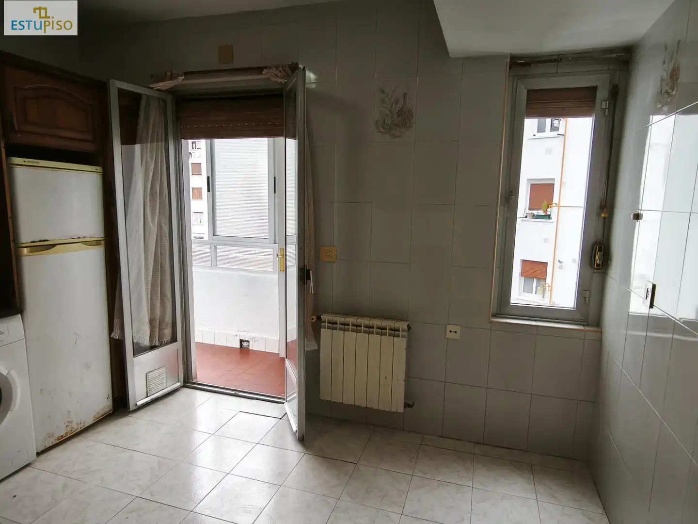 Dormitori de Pis en venda en Vitoria - Gasteiz amb Calefacció, Parquet i Terrassa