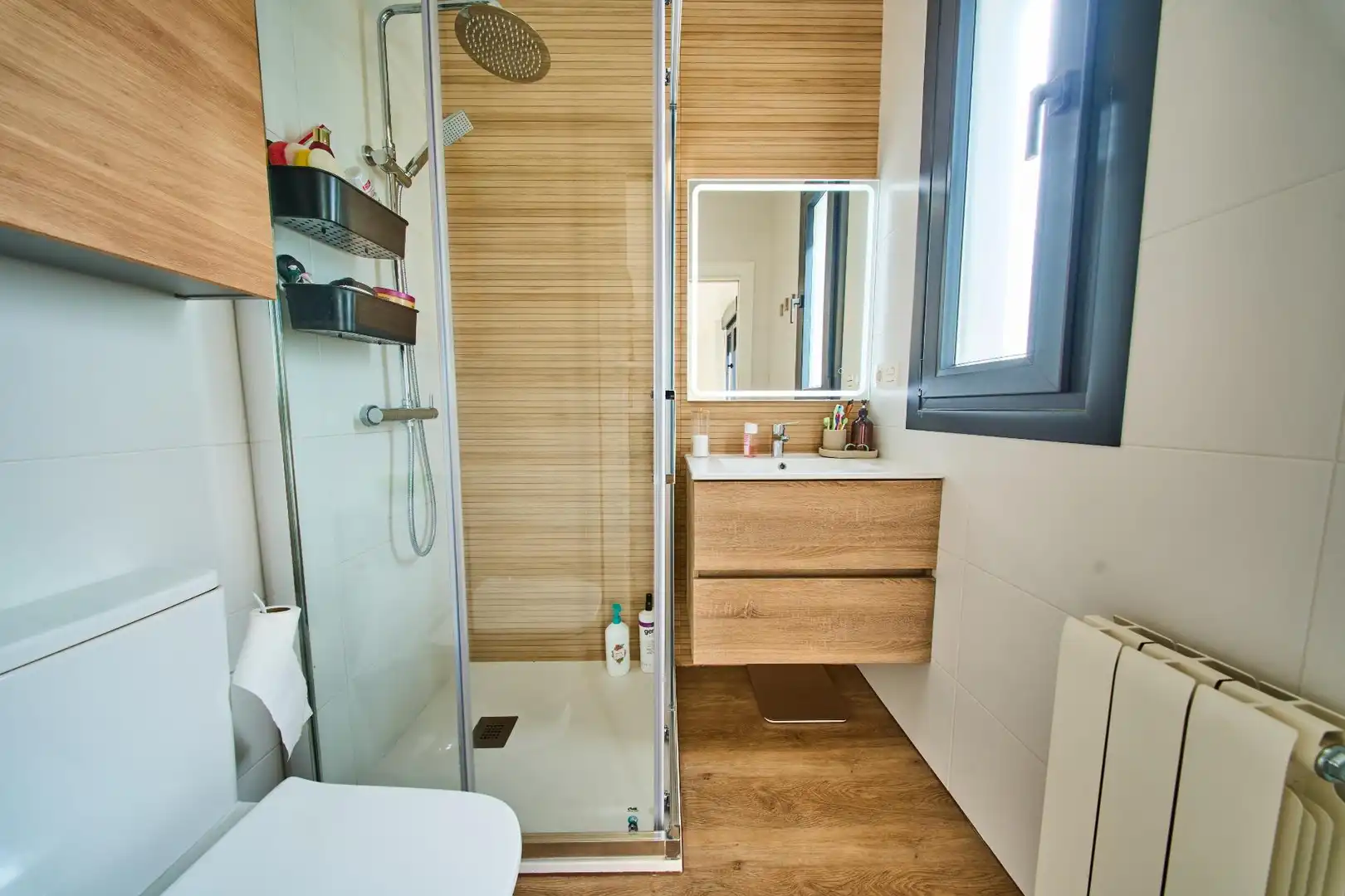 Baño de Casa o chalet en venta en Dílar con Calefacción y Piscina comunitaria