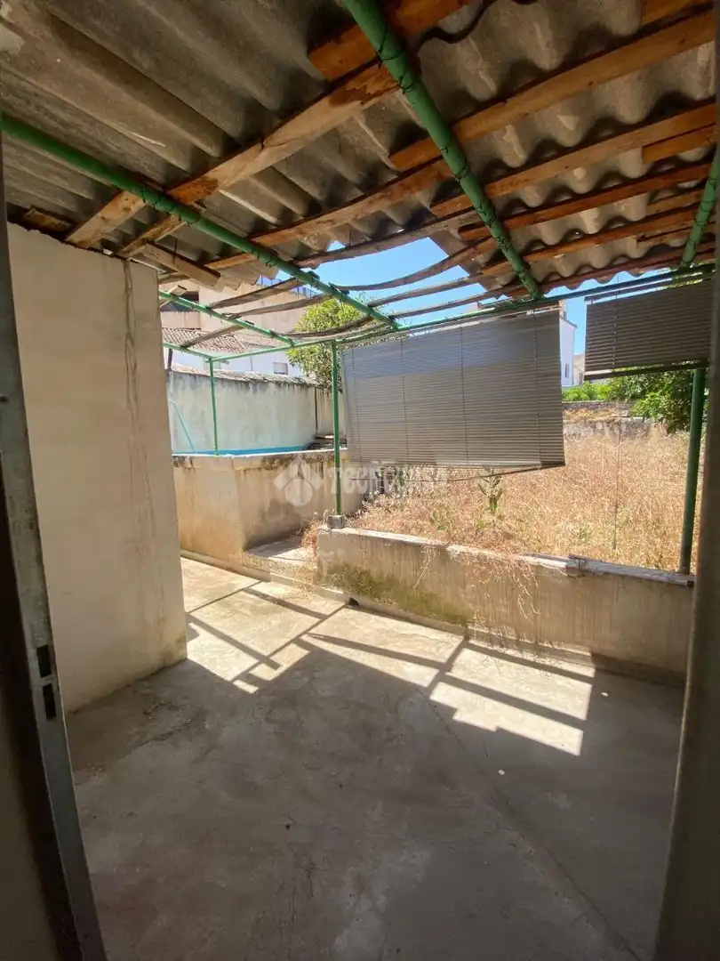 Casa adosada en venda en La Zubia amb Jardí privat i Terrassa
