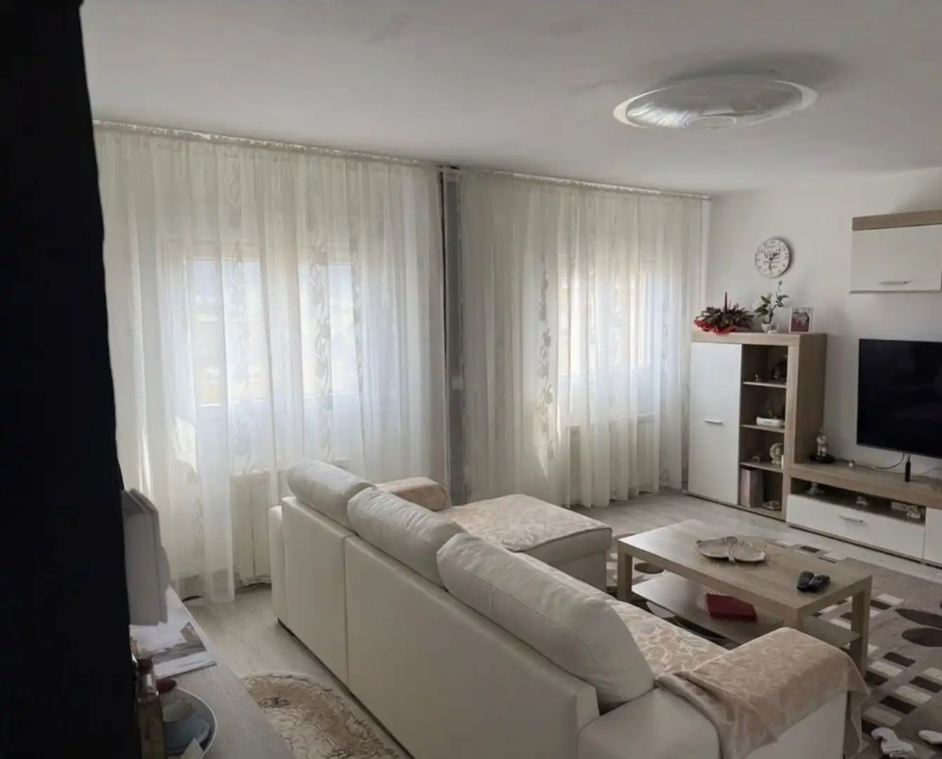 Sala de estar de Piso en venta en Avilés con Calefacción, Terraza y Piscina