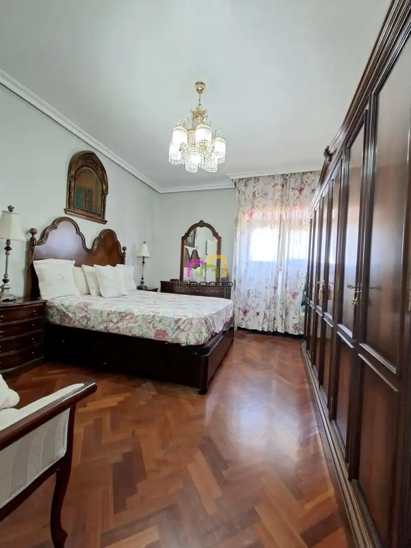 Dormitori de Pis en venda en Badajoz amb Calefacció i Parquet