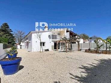 House for sale in peni