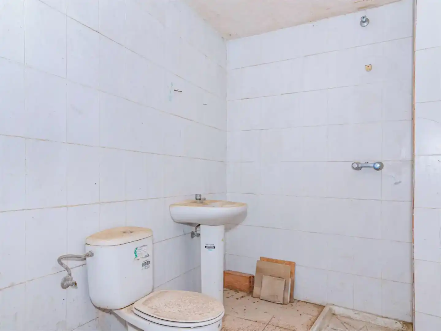 Baño de Piso en venta en Lucena