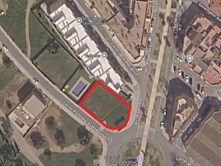 Terreno residencial en venta en Avinguda Aragonesa 25, imagen 2