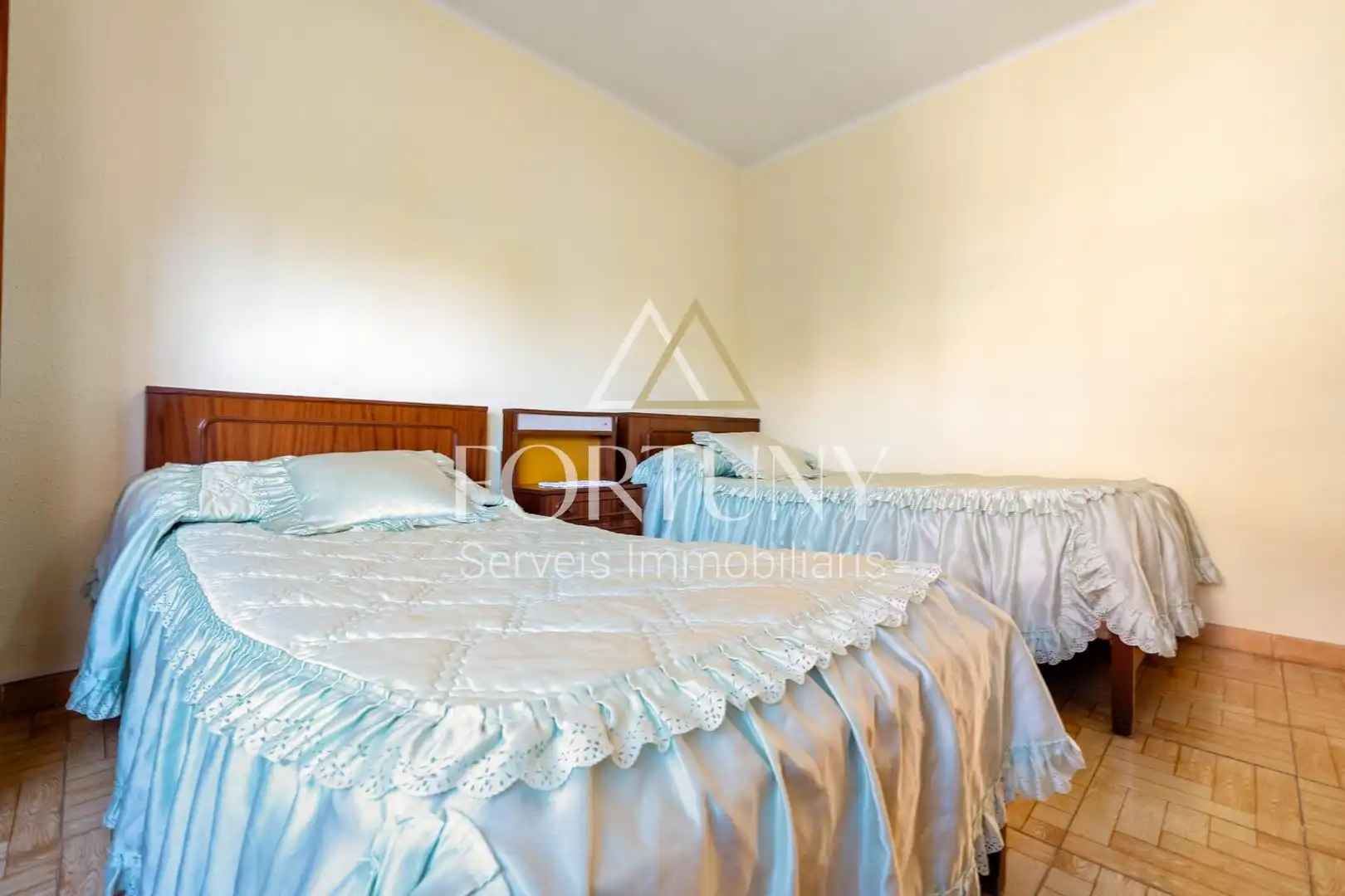 Habitación de Piso en venta en Reus con Balcón