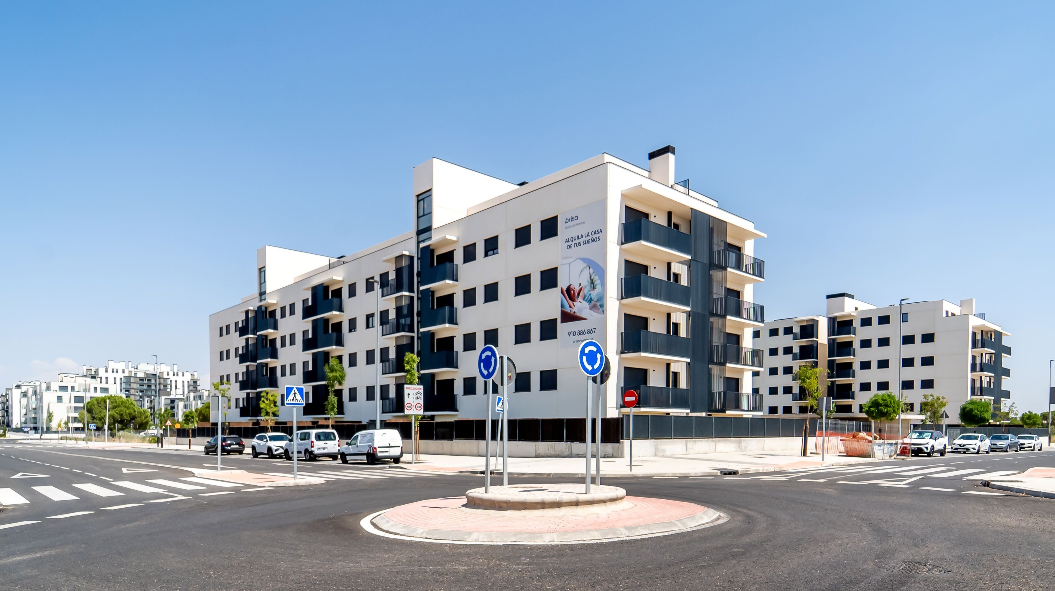 Exterior view of Flat to rent in Alcalá de Henares  with Air Conditioner, Private garden and Terrace