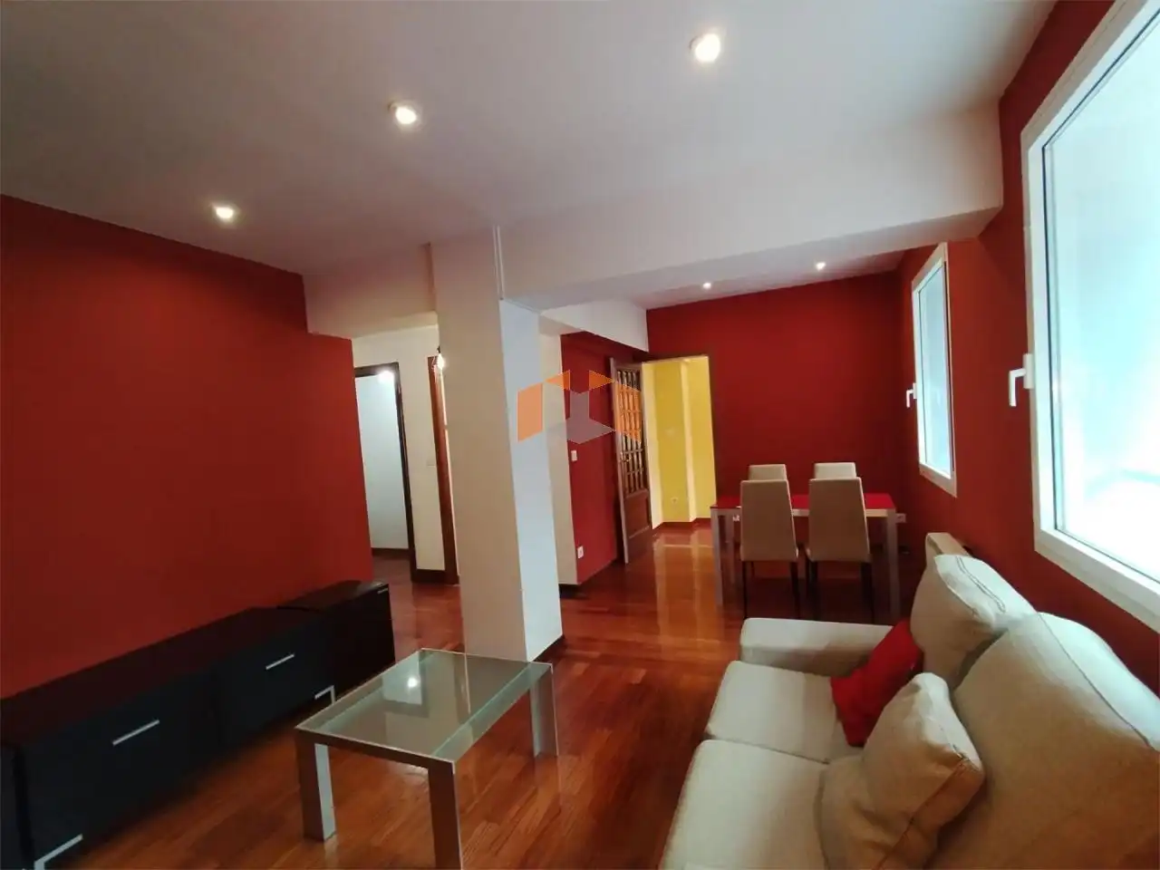 Wohnzimmer von Wohnung zum Verkauf in Vigo  mit Heizung, Abstellraum und Balkon