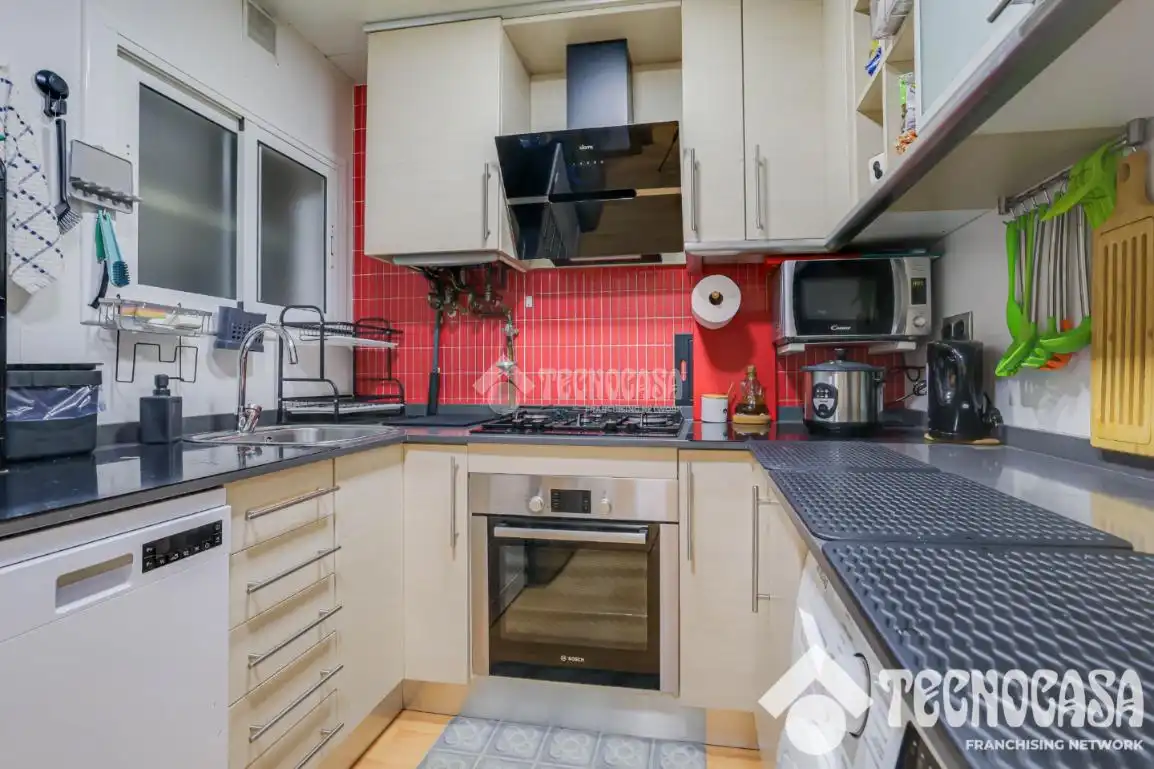 Cocina de Piso en venta en Barcelona con Aire acondicionado, Calefacción y Parquet