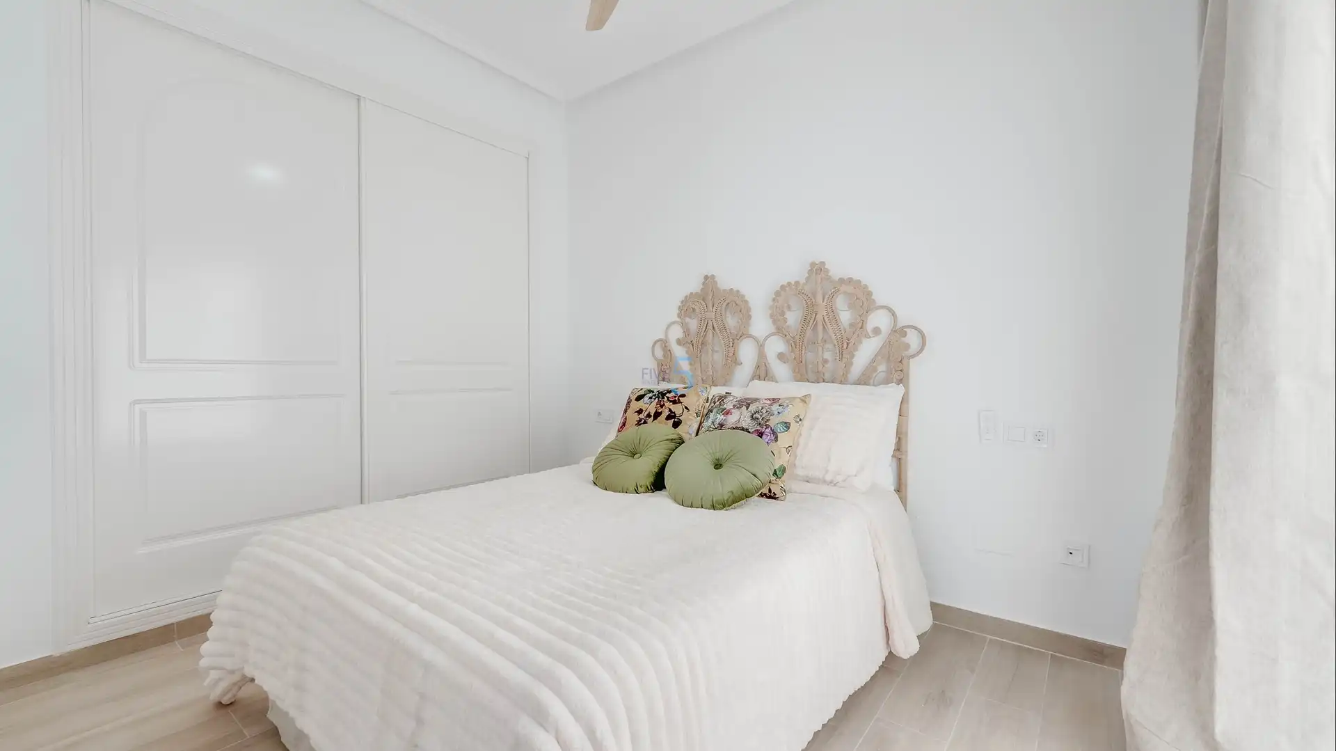 Dormitori de Casa o xalet en venda en Rojales amb Aire condicionat, Terrassa i Piscina