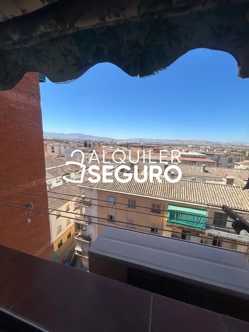 Flat with lift to rent in Doctor Vaca de Castro, imagen 3