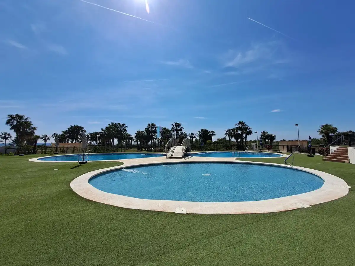 Piscina de Apartament en venda en Oropesa del Mar / Orpesa amb Aire condicionat, Calefacció i Terrassa