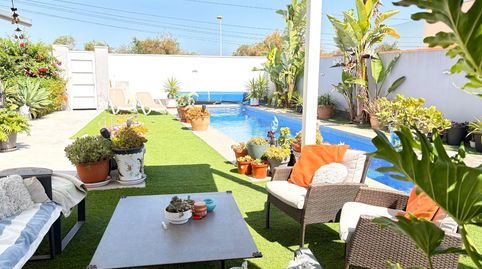 Foto 5 de Casa o chalet en venta en Calle Jorge Manrique, Zona Carrefour - Urbanizaciones, Torrevieja