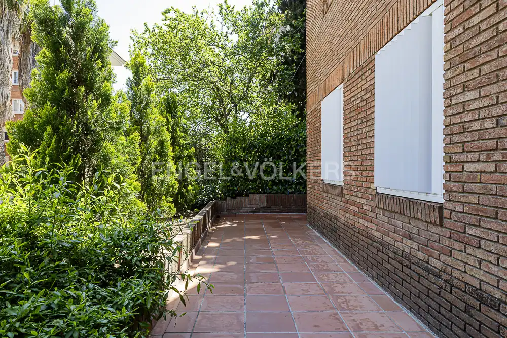 Vista exterior de Piso en venta en Barcelona con Aire acondicionado, Calefacción y Parquet
