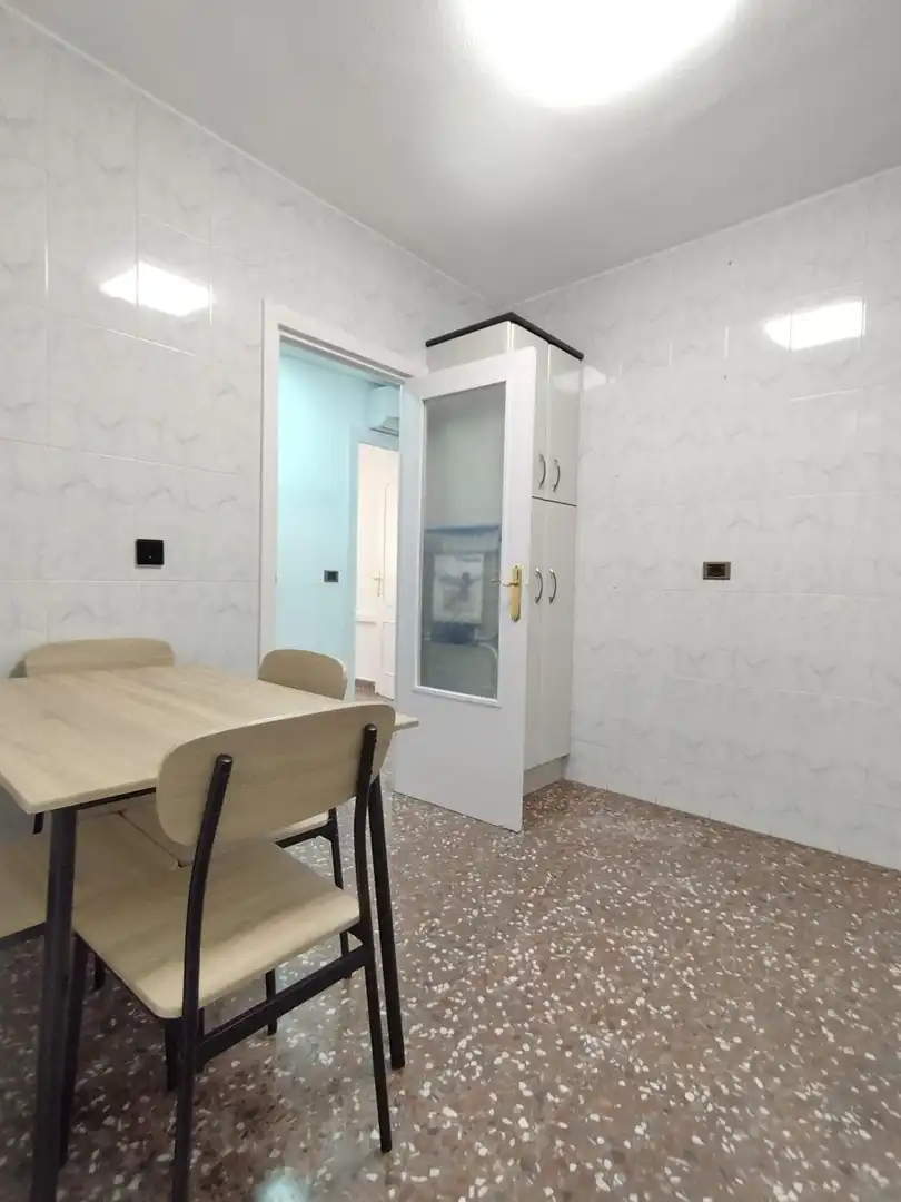 Cocina de Piso de alquiler en Murcia con Aire acondicionado, Calefacción y Amueblado