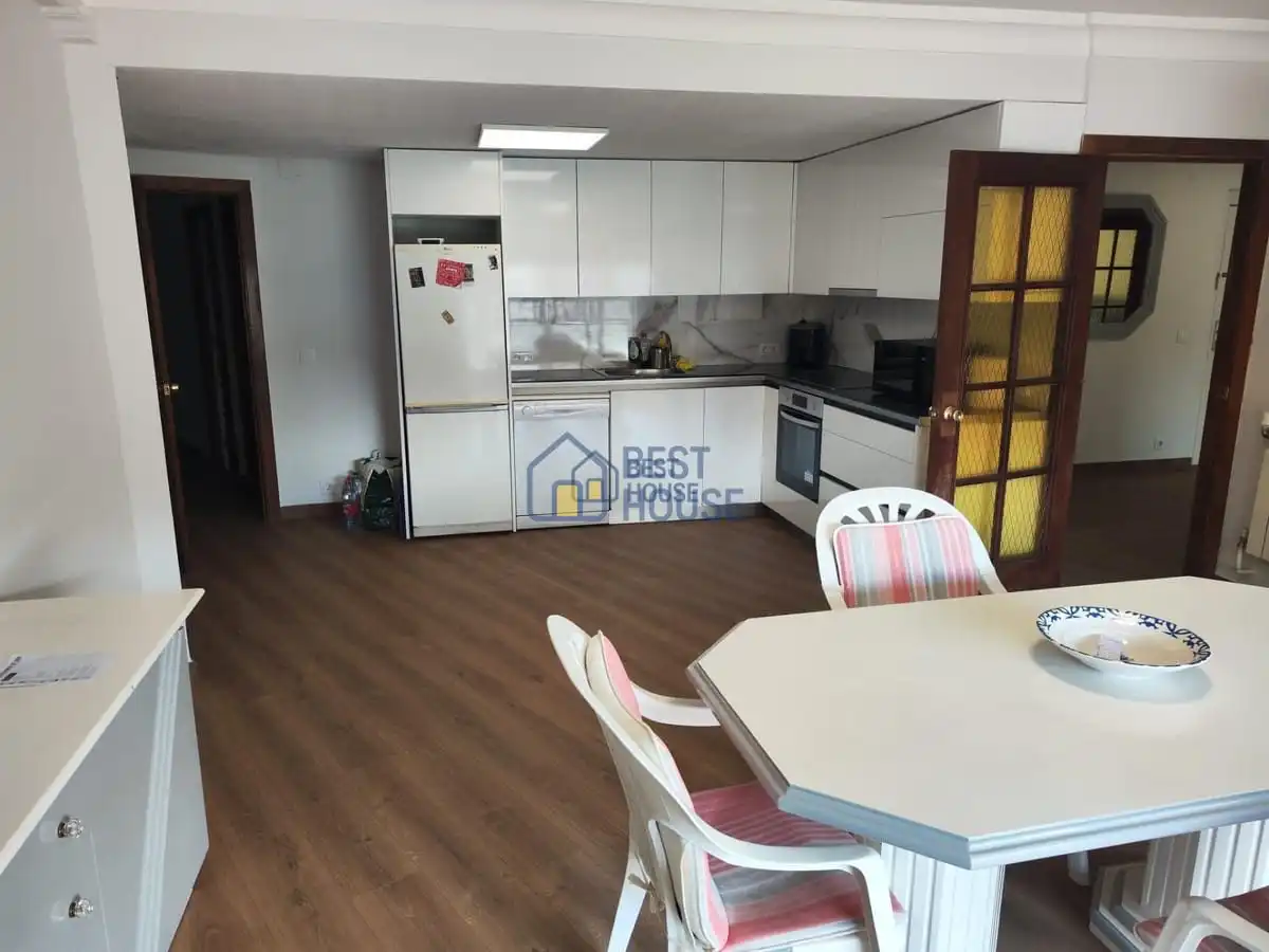 Kitchen of Flat for rent in León Capital   with Heating, Parquet flooring and Terrace