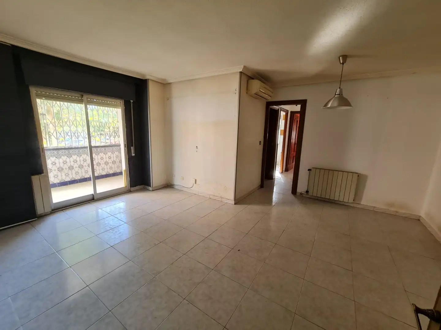 Wohnzimmer von Wohnung zum Verkauf in Fuenlabrada mit Klimaanlage und Heizung