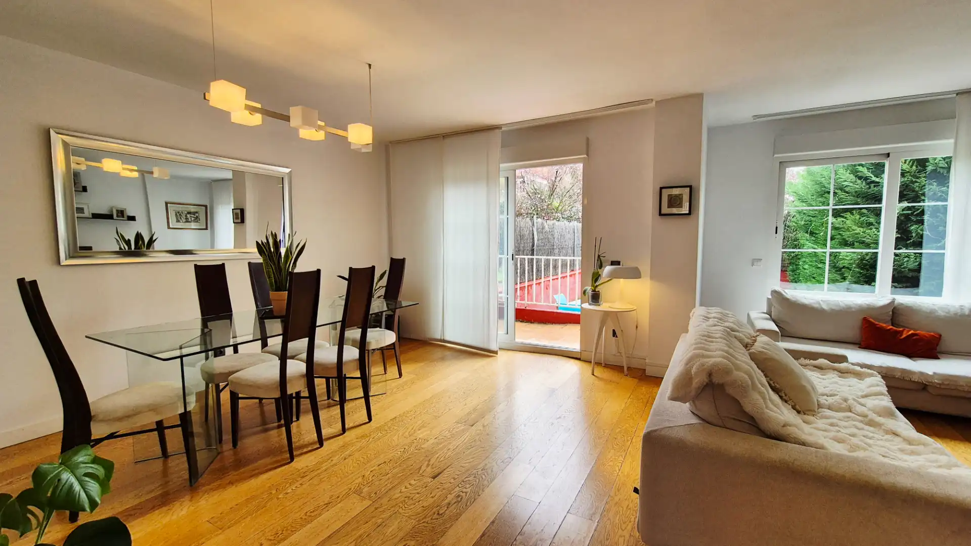 Living room of Detached homes for sale in Las Rozas de Madrid  with Heating, Private garden and Terrace