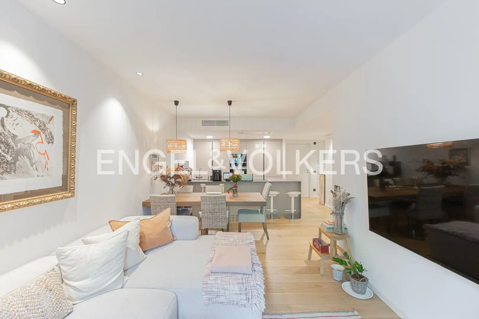 Living room of Flat for rent in Barcelona  with Air Conditioner, Heating and Parquet flooring