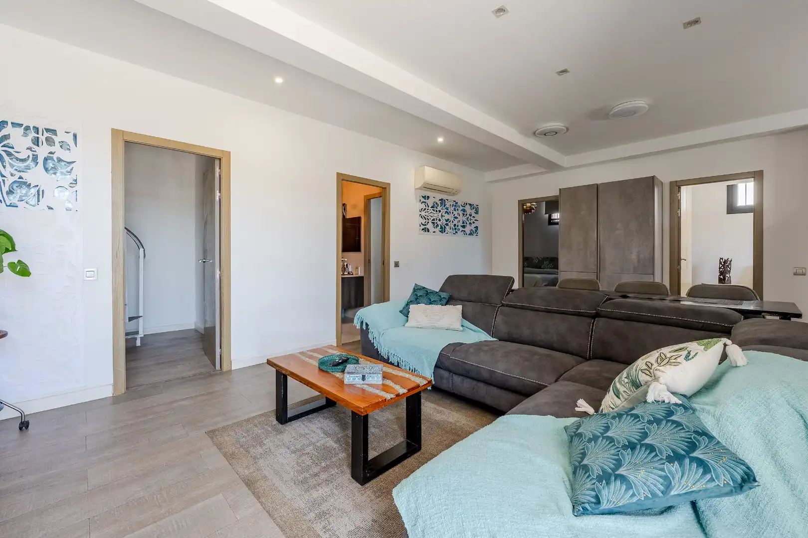 Sala d'estar de Casa o xalet en venda en Tiana amb Aire condicionat, Calefacció i Jardí privat
