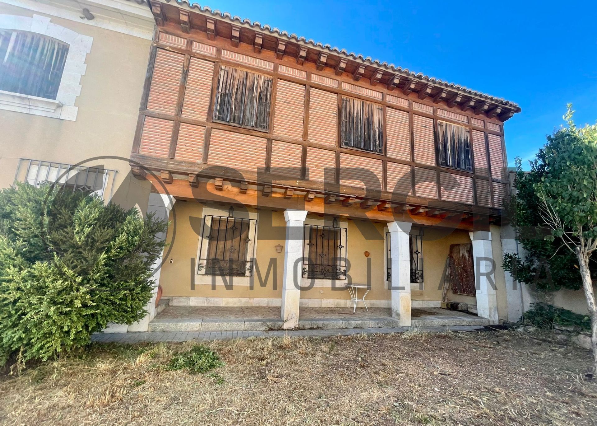 Vista exterior de Casa o xalet en venda en Brieva amb Calefacció, Jardí privat i Traster