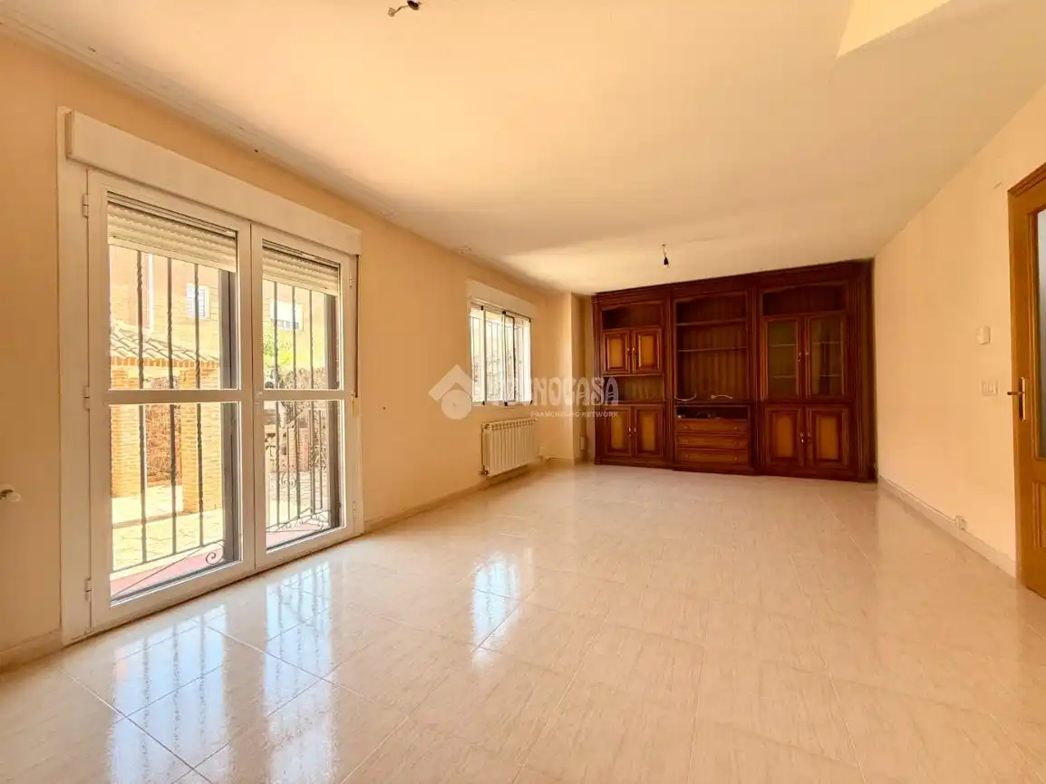 Semi-detached house for sale in Alovera, imagen 10