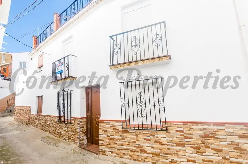 Maison avec terrasse à vendre à Cómpeta