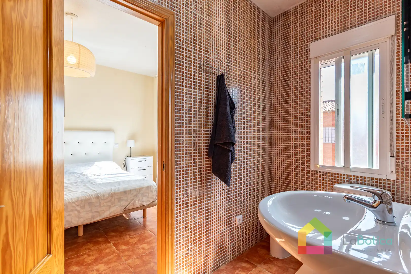 Baño de Casa adosada en venta en Carmena con Calefacción