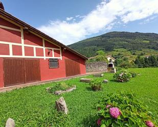 Jardí de Casa o xalet en venda en Aulesti amb Terrassa