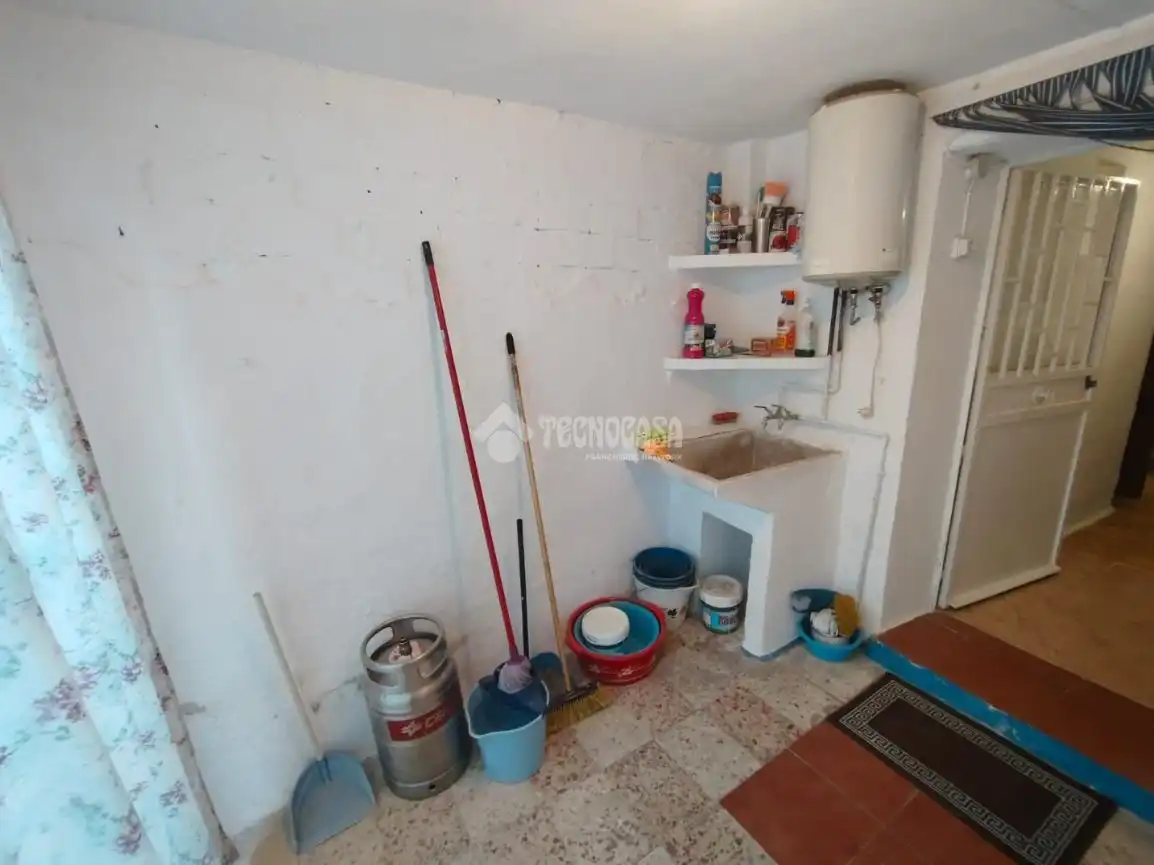 Casa adosada en venda en Jabalquinto