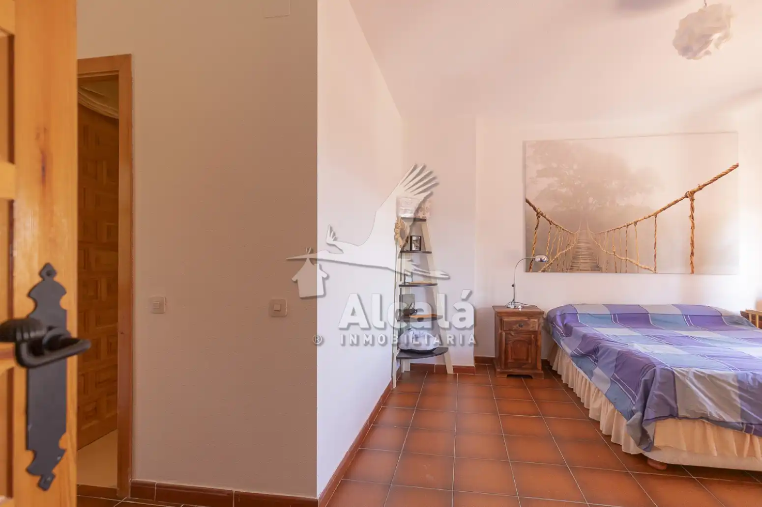 Dormitori de Casa adosada en venda en Alocén amb Calefacció