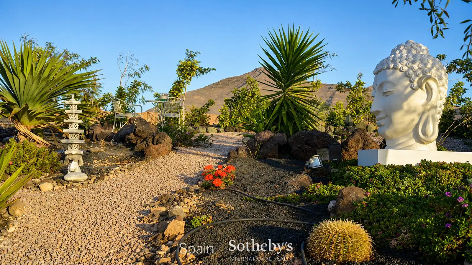 Garden of Houses for sale in Tuineje  with Air Conditioner, Heating and Private garden