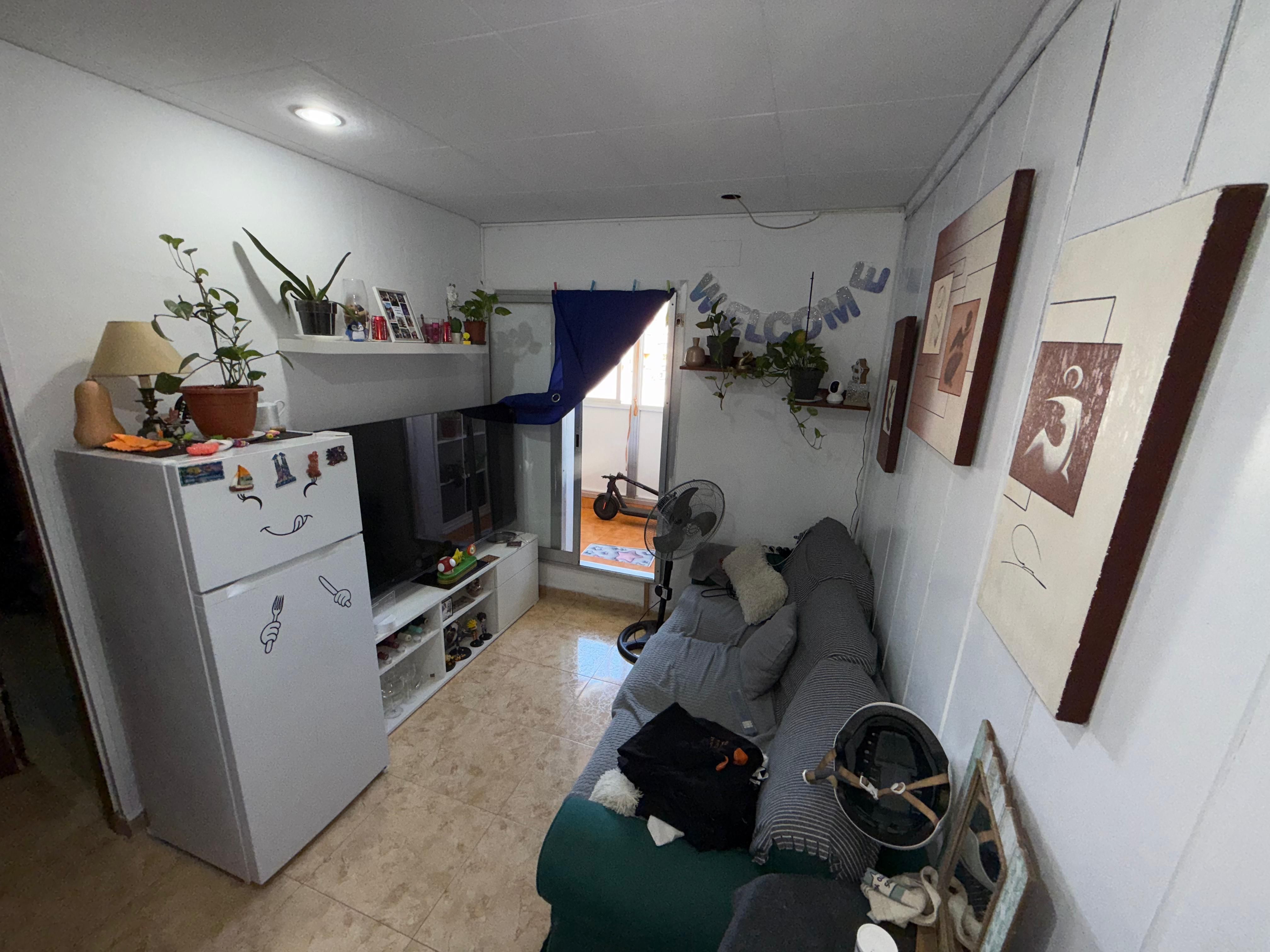 Living room of Flat for sale in L'Hospitalet de Llobregat