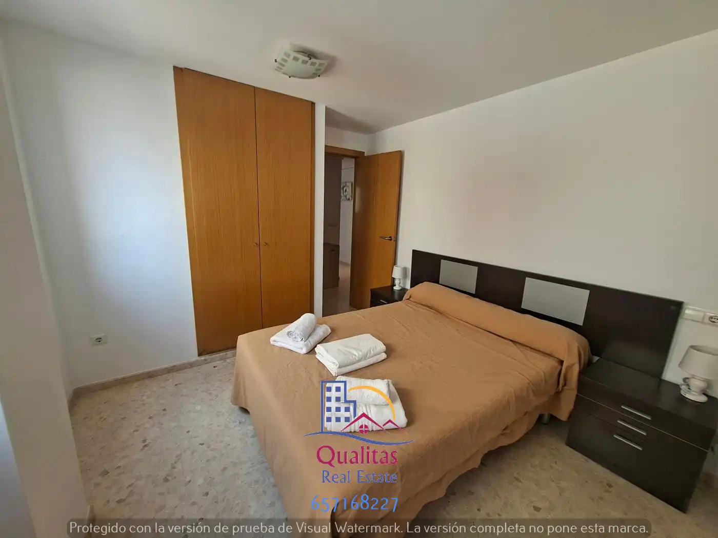 Habitación de Apartamento de alquiler en Oliva con Aire acondicionado, Calefacción y Terraza