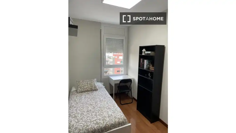 Habitación de Piso para compartir en Barcelona con Aire acondicionado, Calefacción y Amueblado