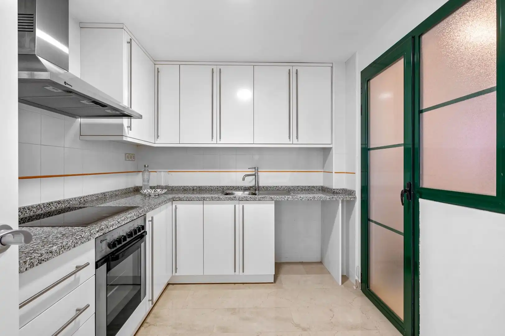Apartment with pool for sale in Golf Bahía, imagen 12