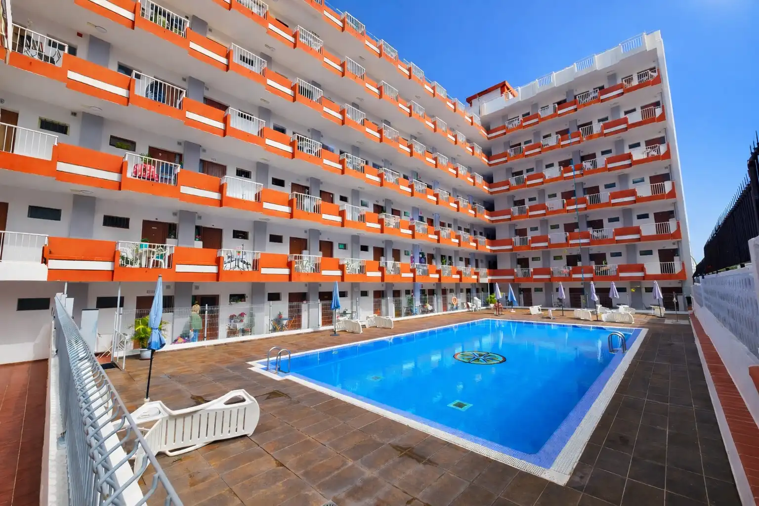 Piscina de Piso en venta en Puerto de la Cruz con Terraza