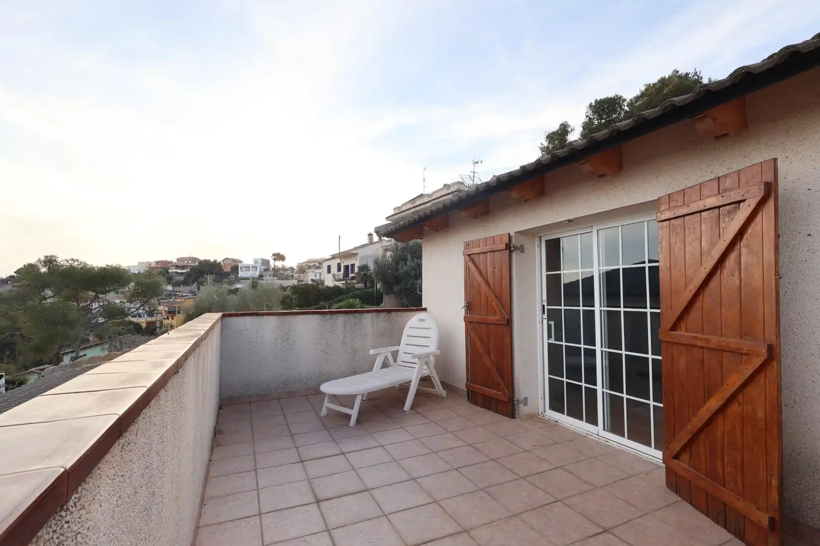 Terrassa de Casa o xalet en venda en Cubelles amb Aire condicionat, Jardí privat i Terrassa
