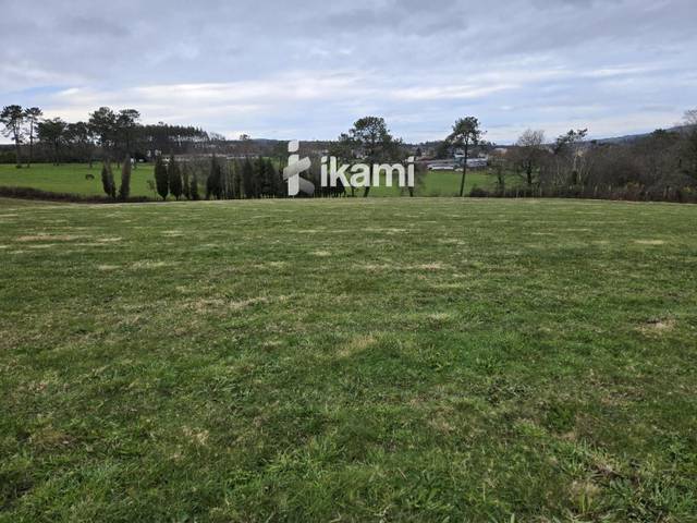 Terreno en Venta en N/A en Cerceda