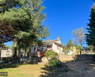 Vista exterior de Casa o xalet en venda en Villavieja del Lozoya amb Terrassa